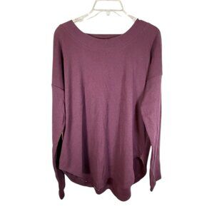 Athleta New w/Tags Presence Sweatshirt in Plum. Peekaboo Back Curved Hem- Size M